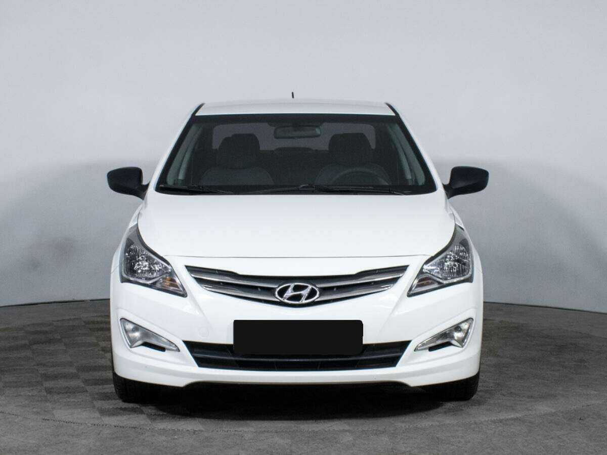 Купить Hyundai Solaris, 2015, 207 000 км, фото №2