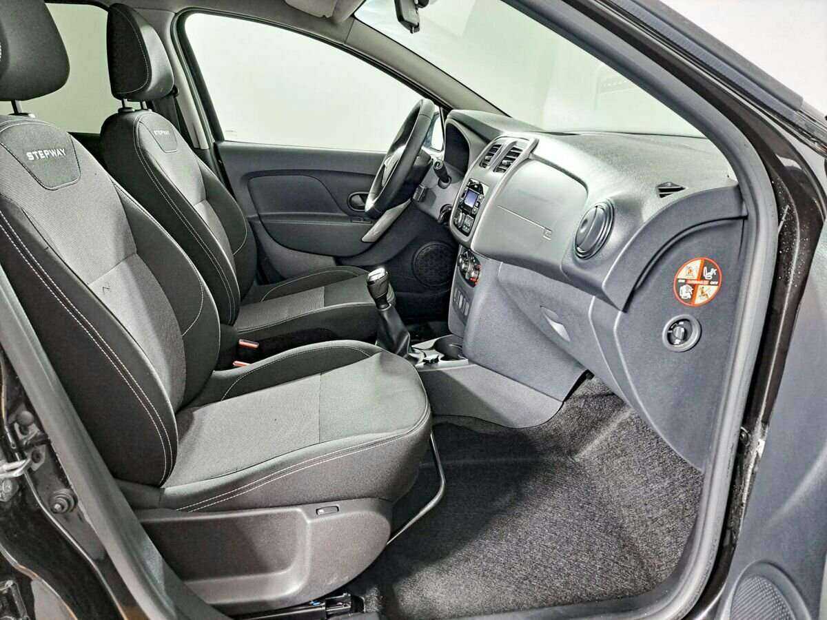 Купить Renault Sandero Stepway, 2021, 35 179 км, фото №9