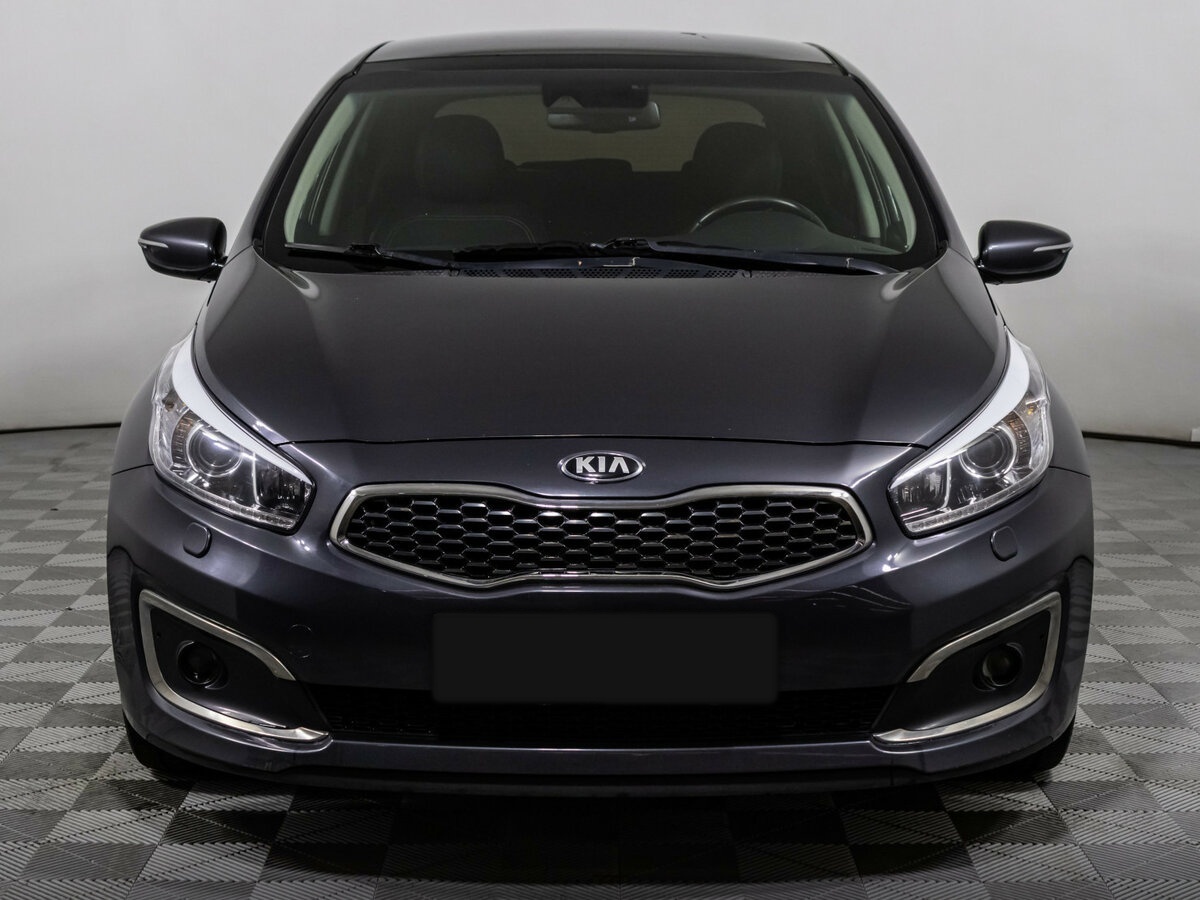 Купить Kia Ceed II Рестайлинг, 2017, 109 000 км, фото №2