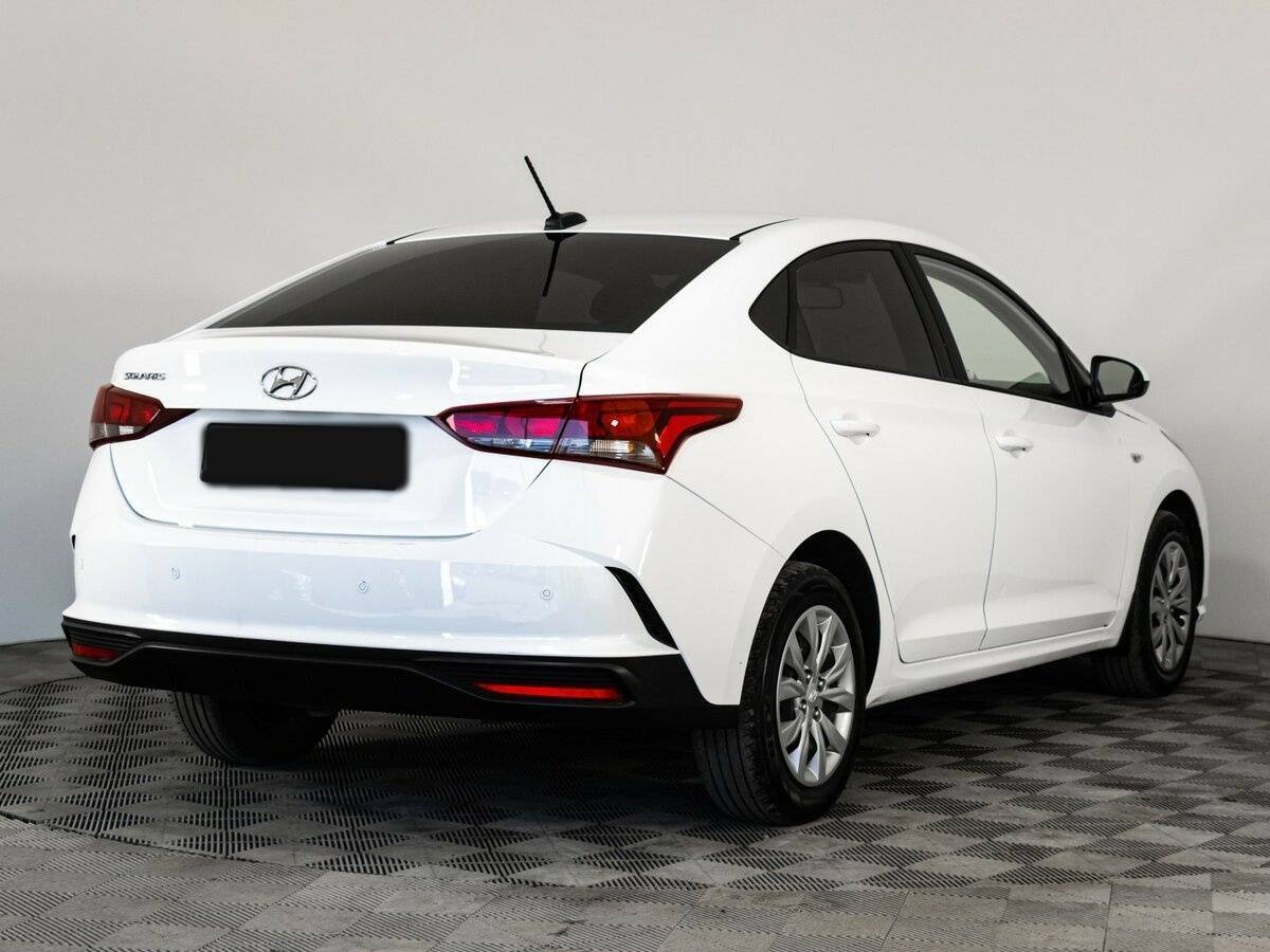 Купить Hyundai Solaris, 2021, 83 172 км, фото №4