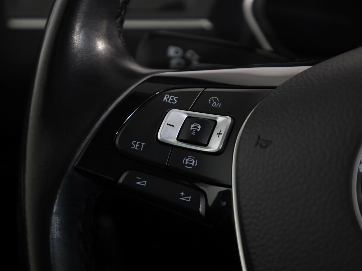 Купить Volkswagen Tiguan II, 2019, 132 652 км, фото №8