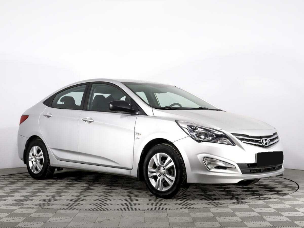 Купить Hyundai Solaris, 2016, 78 960 км, фото №3