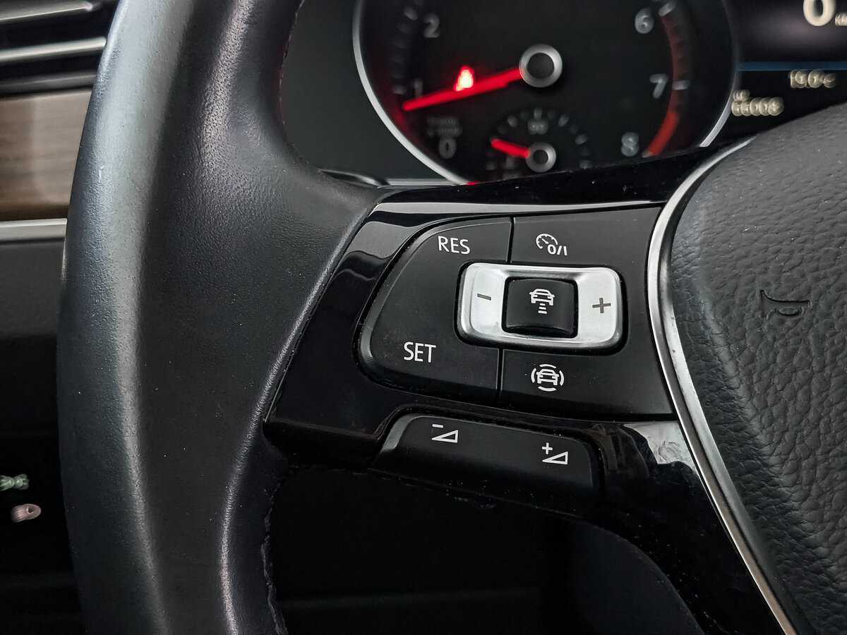 Купить Volkswagen Passat, 2019, 66 006 км, фото №28