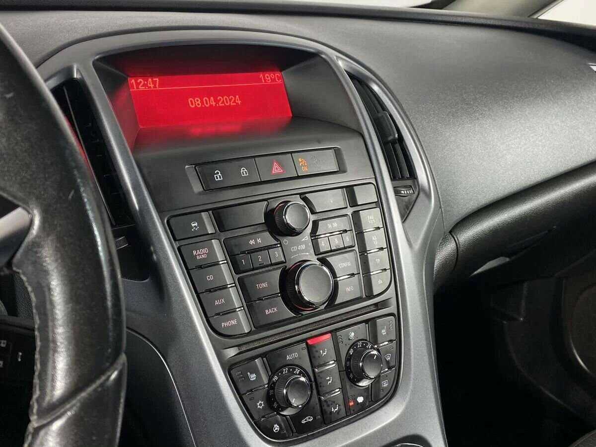Купить Opel Astra GTC, 2013, 127 000 км, фото №15
