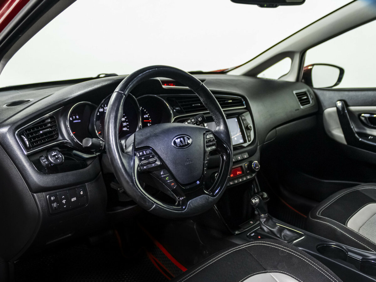 Купить Kia Ceed II Рестайлинг, 2017, 115 602 км, фото №10