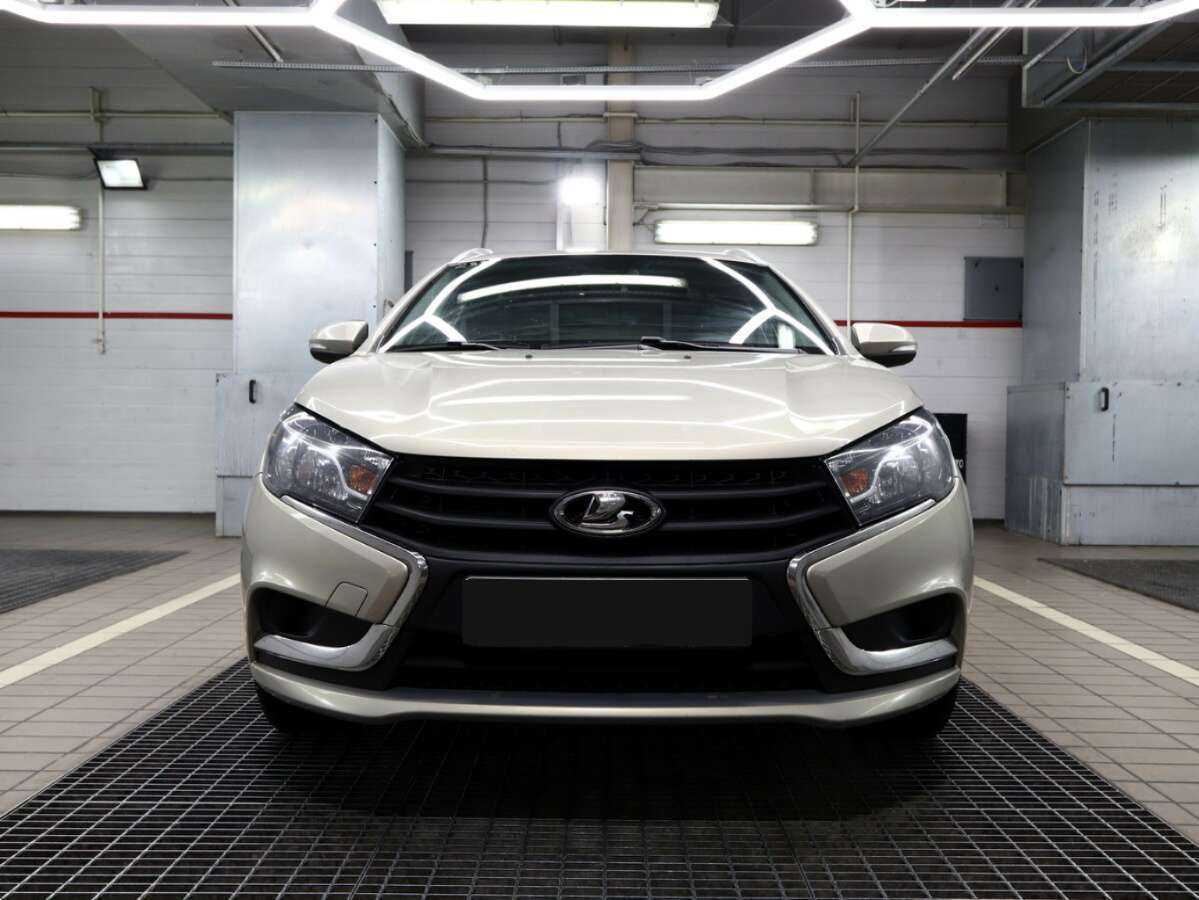 Купить Lada (ВАЗ) Vesta SW, 2020, 101 000 км, фото №2