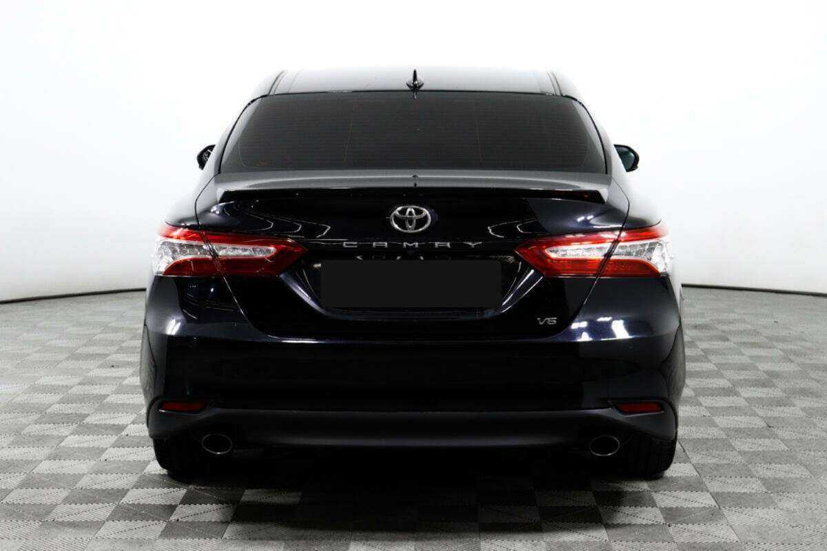 Купить Toyota Camry, 2018, 129 817 км, фото №6