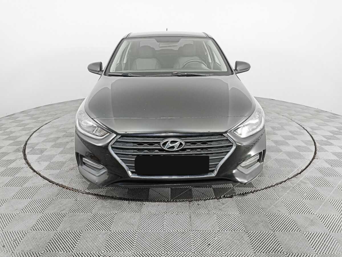 Купить Hyundai Solaris, 2017, 171 004 км, фото №2