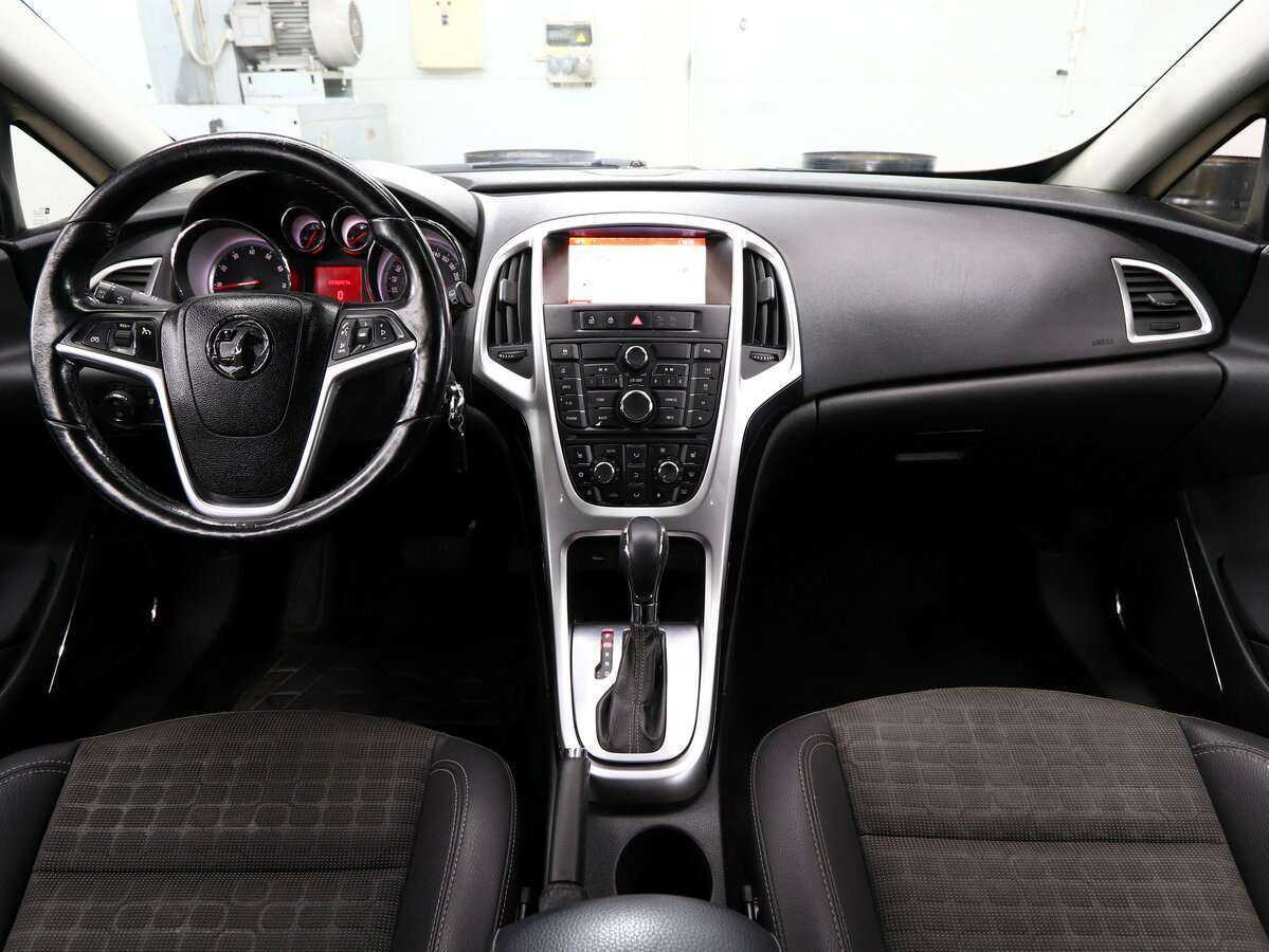 Купить Opel Astra GTC, 2014, 116 450 км, фото №11