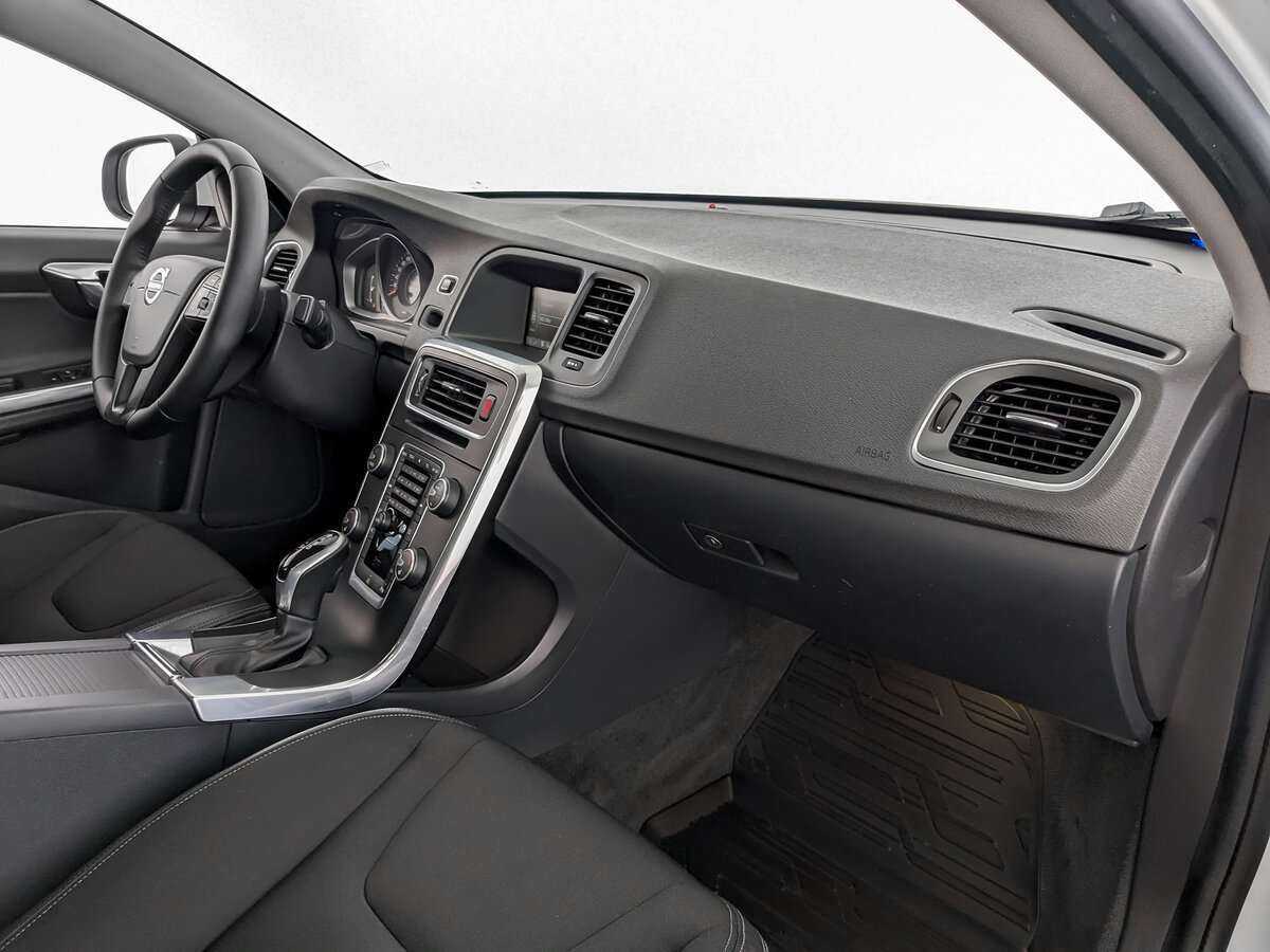 Купить Volvo S60, 2015, 170 093 км, фото №9