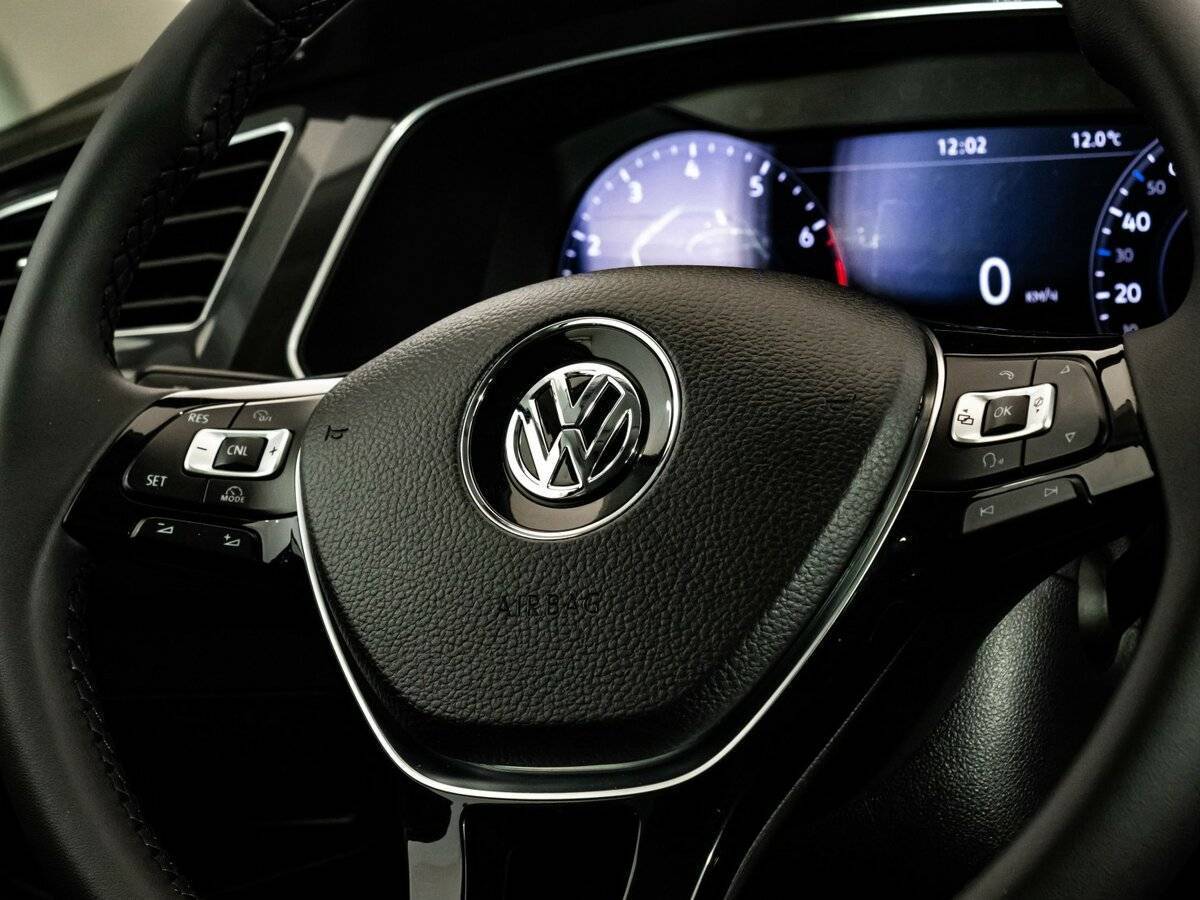 Купить Volkswagen Tiguan, 2017, 176 639 км, фото №10