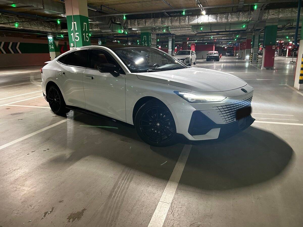Changan UNI-V